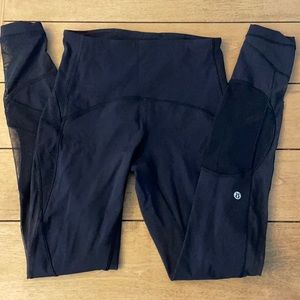 Lululemon High Rise Leggings Mesh Sz 6